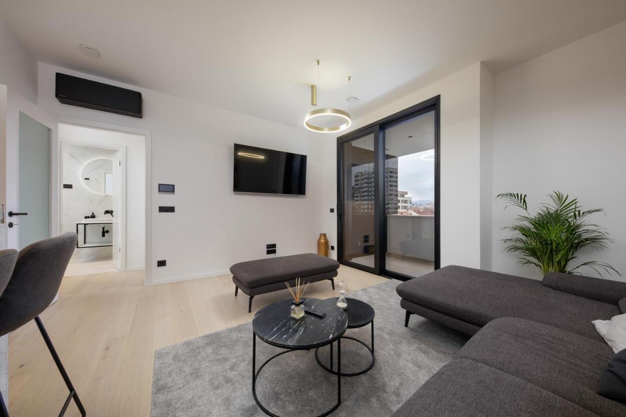Luxury Haven In Zagreb Apartment Exterior foto